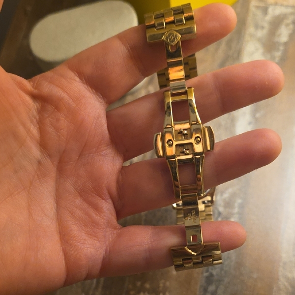 NEVER WORN Kendra Scott Gold Watch with Iridescent Dial - Picture 6 of 10
